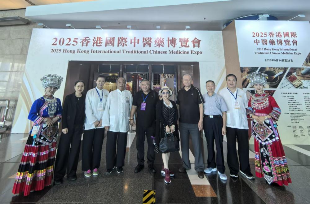 【中国渎职调查报】北京劳模刘僧会把爱撒到香港(图3)