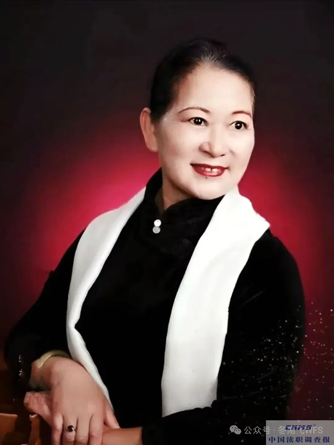 【中国渎职调查报】宋庆龄特型演员刘新星的艺术人生 文/郑金城(图1) 微信图片_20251202212930_50_72.jpg